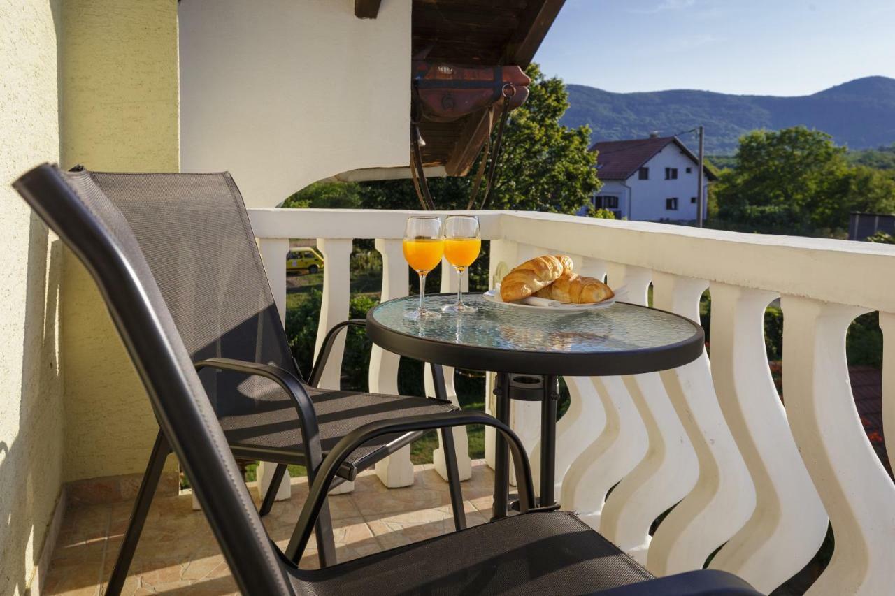 Studio Apartments Eagle Rakovica Dış mekan fotoğraf